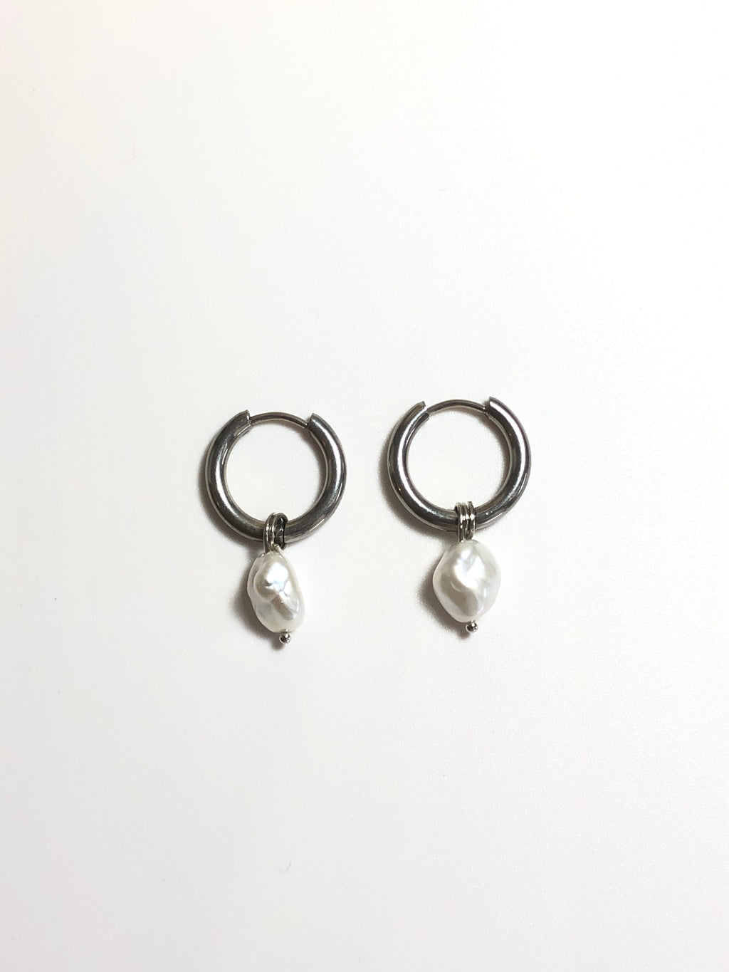 Baroque Pearl Hoop Earrings