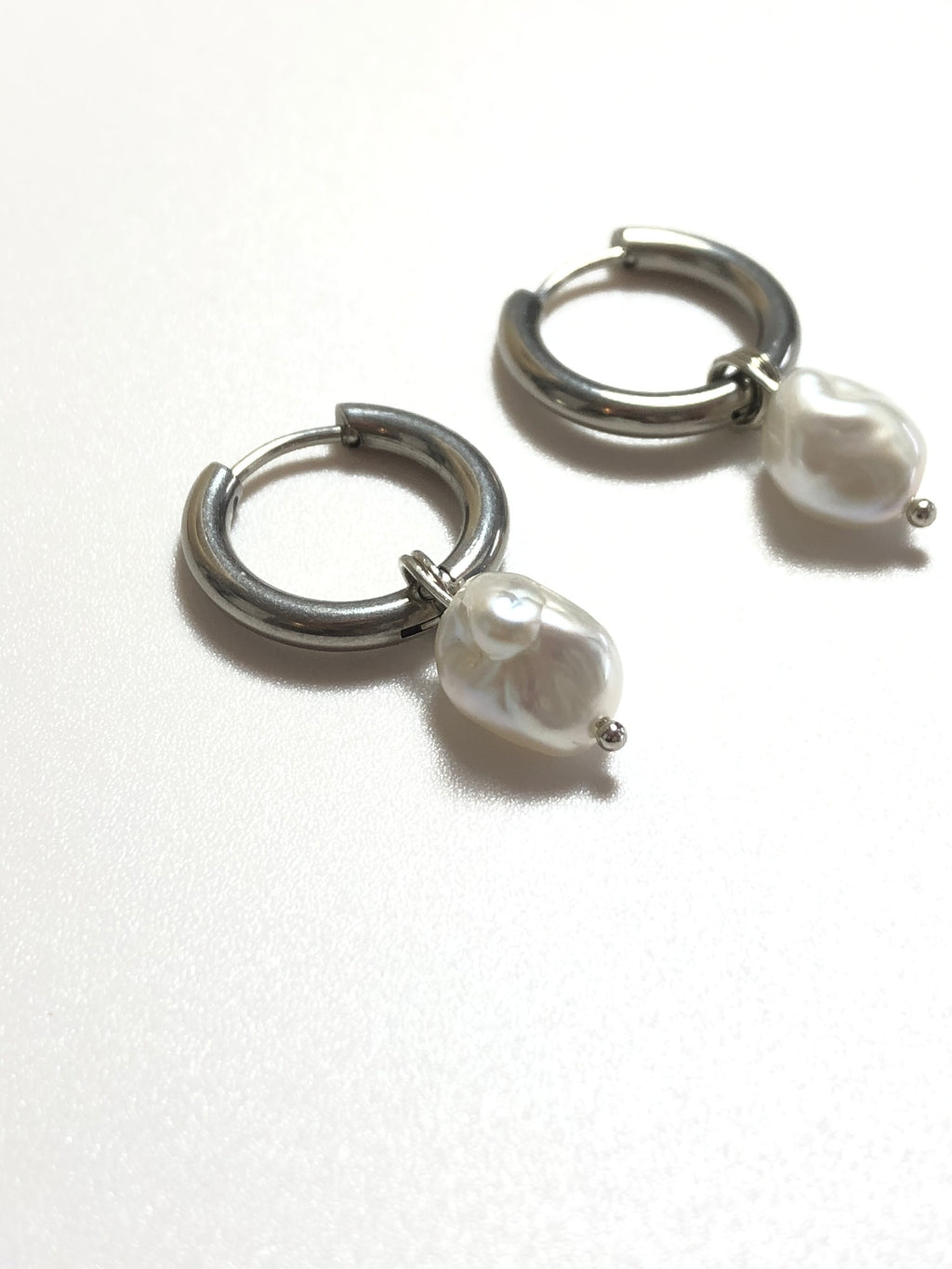 Baroque Pearl Hoop Earrings